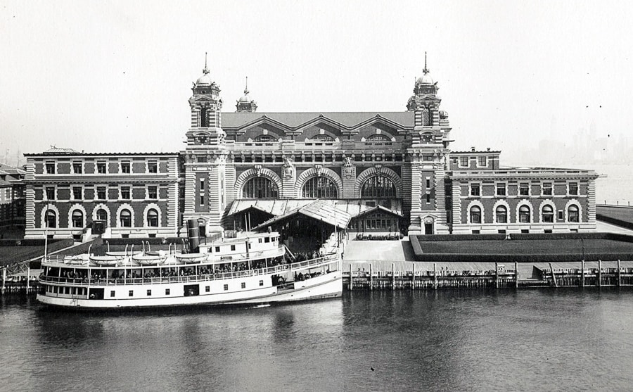 Ellis Island pomiędzy 1902 i 1913